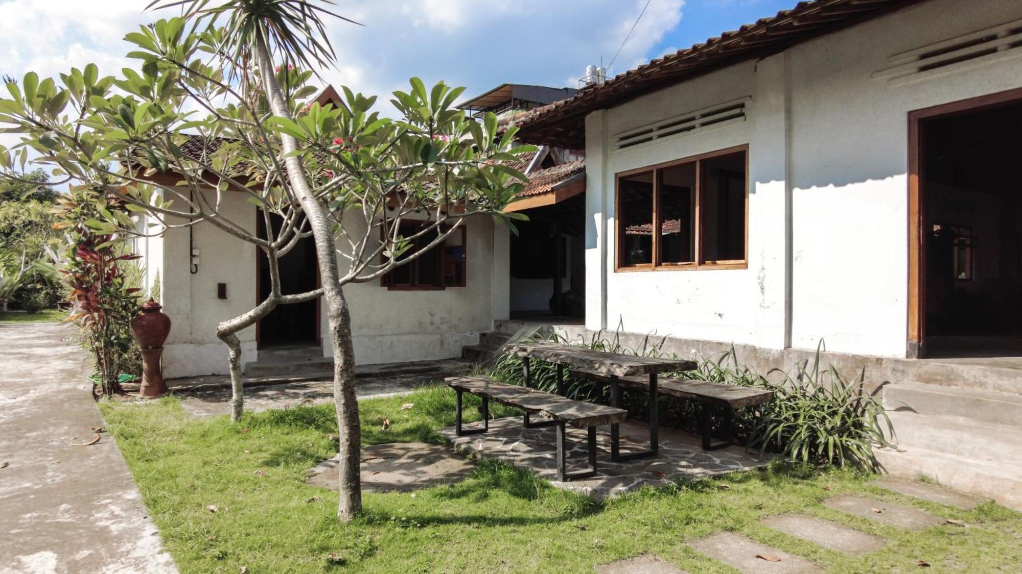 Ohmmstay - Rumah Pendopo Tanjungtirto Bagian luar foto